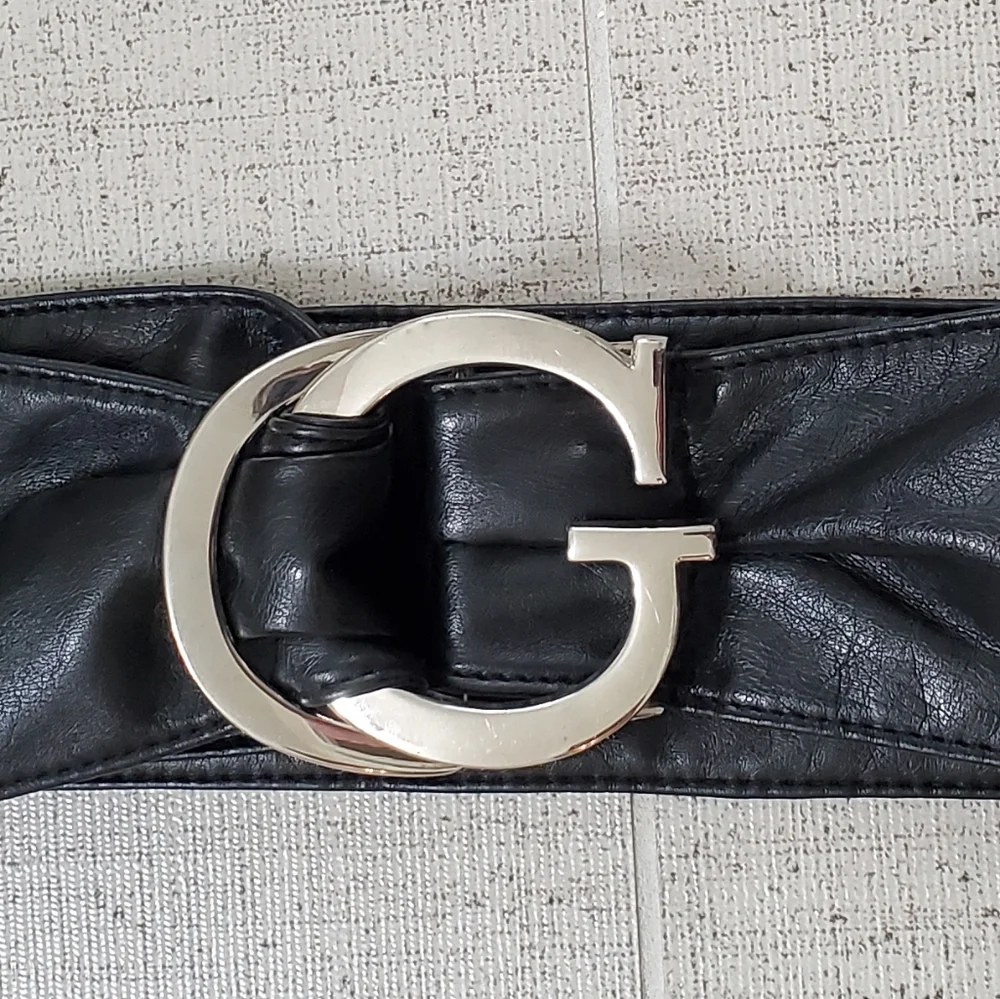 Soft Black Vegan Leather Sash Belt, Double Ring/Letter G Buckle, Medium, EUC
